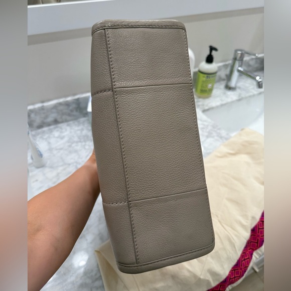 Tory Burch Britton Shoulder Bag with Chain-Link Strap - Picture 7 of 7